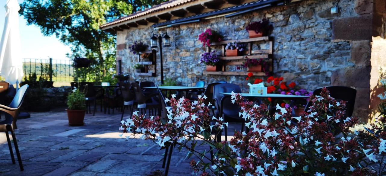 Hotel La Posada Del Santuario Nava de Santullán Exterior foto