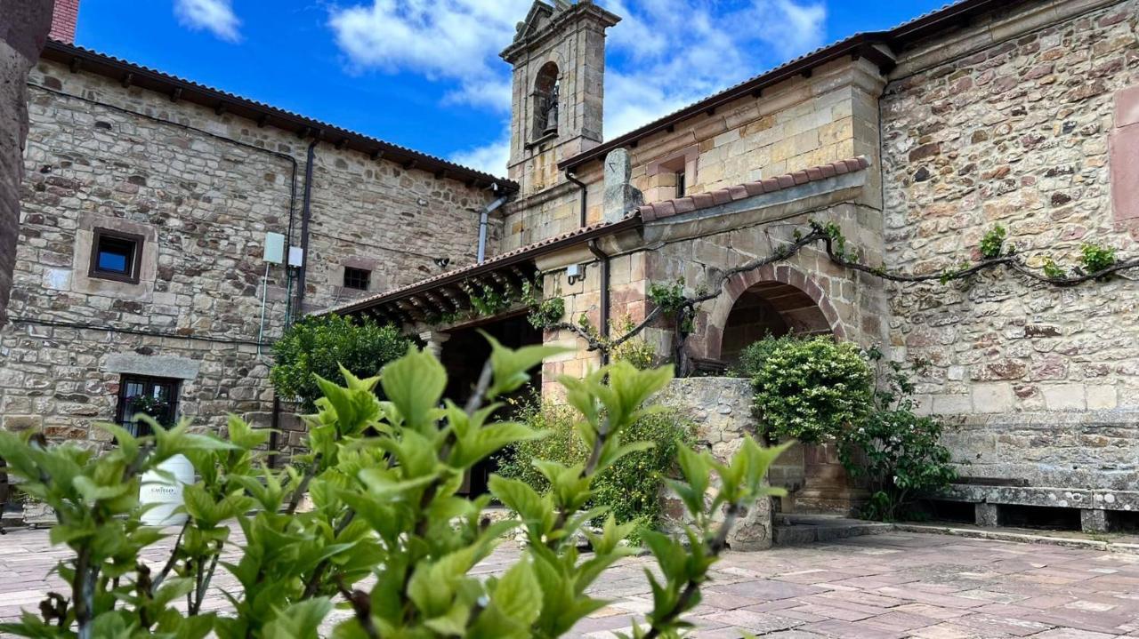 Hotel La Posada Del Santuario Nava de Santullán Exterior foto