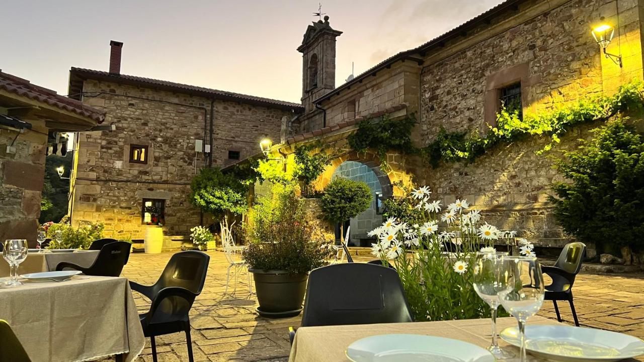 Hotel La Posada Del Santuario Nava de Santullán Exterior foto