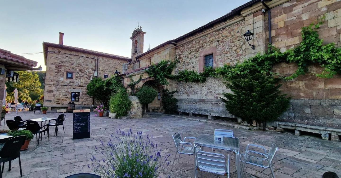 Hotel La Posada Del Santuario Nava de Santullán Exterior foto